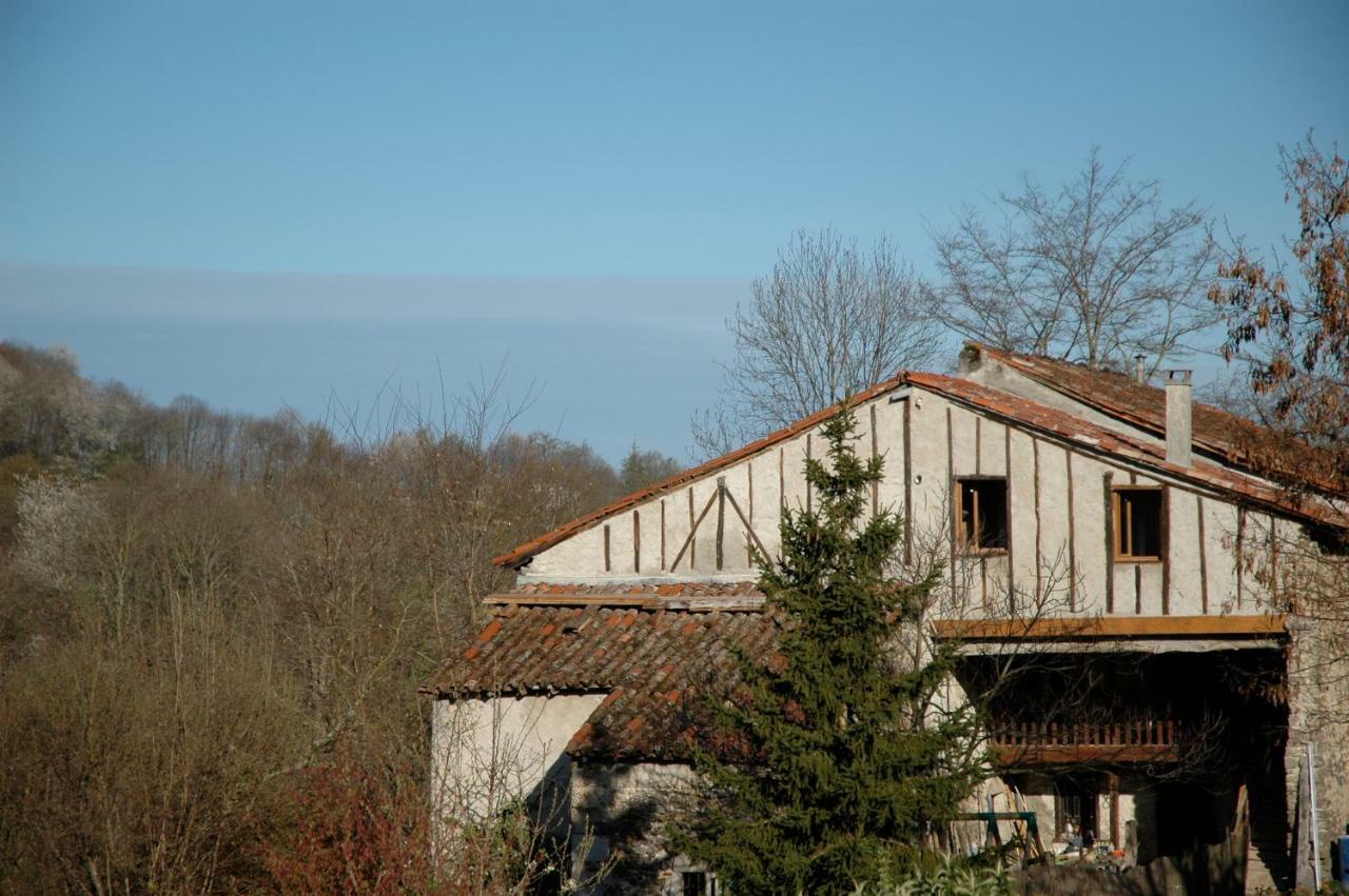 Gite Fermier De Saint-Lizier Екстер'єр фото